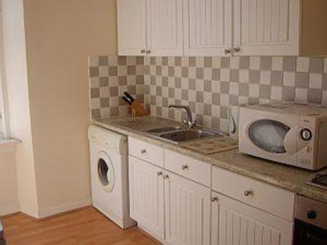  Image of 2 bedroom Flat to rent in Park Road Aberdeen AB24 at City Centre Aberdeen Aberdeen, AB24 5NY