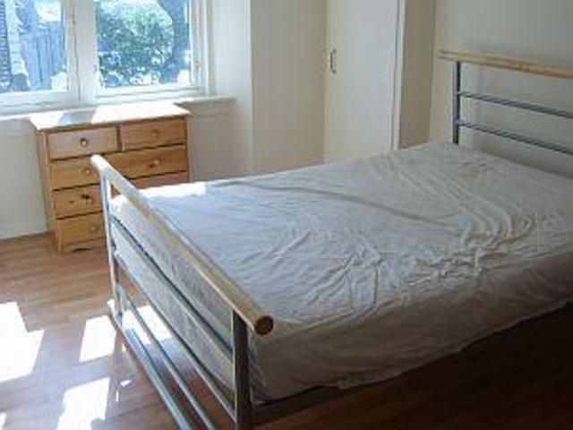 Image of 2 bedroom Flat to rent in Park Road Aberdeen AB24 at City Centre Aberdeen Aberdeen, AB24 5NY