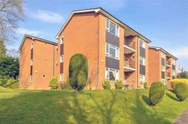  Image of 2 bedroom Flat for sale in Park Road Kenley CR8 at Kenley Surrey Kenley, CR8 5AR