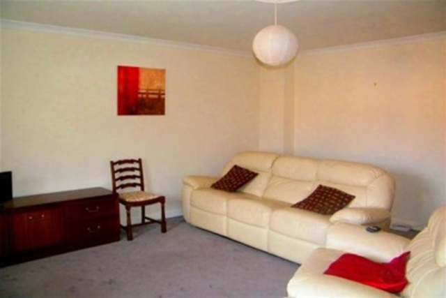  Image of 2 bedroom Flat to rent in Parsonage Square Glasgow G4 at City Centre Glasgow Glasgow, G4 0TA