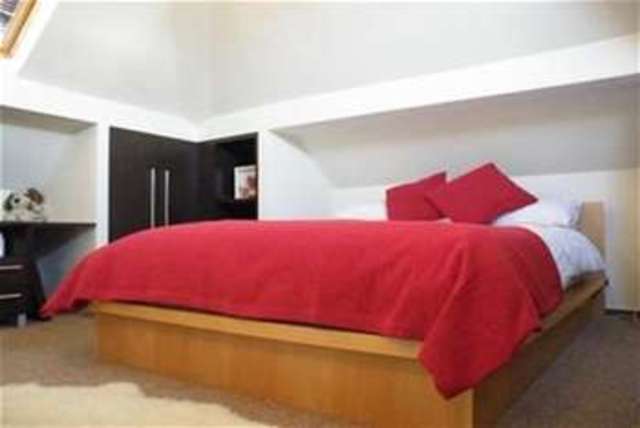  Image of 1 bedroom Flat to rent in Penhill Road Lancing BN15 at Lancing, BN15 8HG