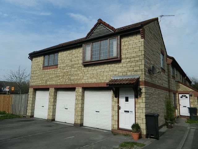  Image of 1 bedroom Property for sale in Pennycress Weston-super-Mare BS22 at Pennycress  Weston-s-Mare, BS22 8PP