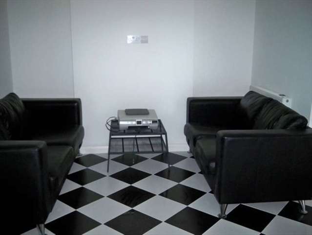  Image of Detached house to rent in Peterborough Avenue High Wycombe HP13 at Peterbourgh Avenue  High Wycombe, HP13 6DX