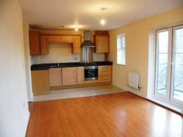  Image of 1 bedroom Property to rent in Piper Way Ilford IG1 at Piper Way  Ilford, IG1 4FE