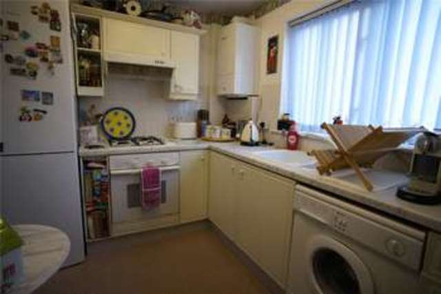  Image of 1 bedroom Flat for sale in Elm Road Dartford DA1 at Elm Road Dartford Dartford, DA1 2RF
