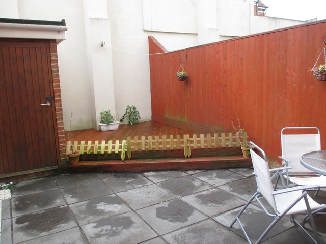  Image of 2 bedroom Maisonette for sale in Powerscourt Road Portsmouth PO2 at Powerscourt Road North End Portsmouth, PO2 7JN