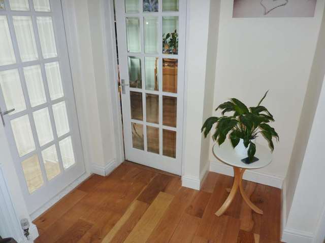  Image of 1 bedroom Flat for sale in Prestwick Road Watford WD19 at Prestwick Road South Oxhey Watford, WD19 6QE