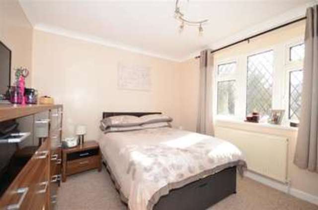  Image of 4 bedroom Bungalow for sale in Princes Avenue Walderslade Chatham ME5 at Walderslade Chatham Chatham, ME5 8AY