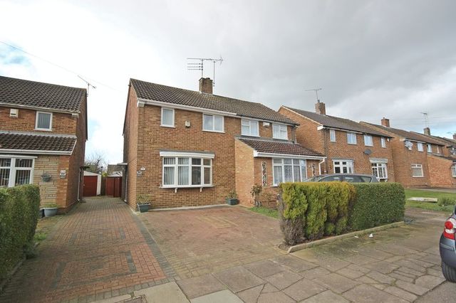  Image of 2 bedroom Semi-Detached house for sale in Chesford Road Luton LU2 at Chesford Road  Luton, LU2 8DR