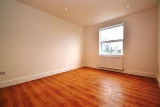  Image of 3 bedroom Semi-Detached house to rent in Queens Road London SW19 at Wimbledon, SW19 8NS