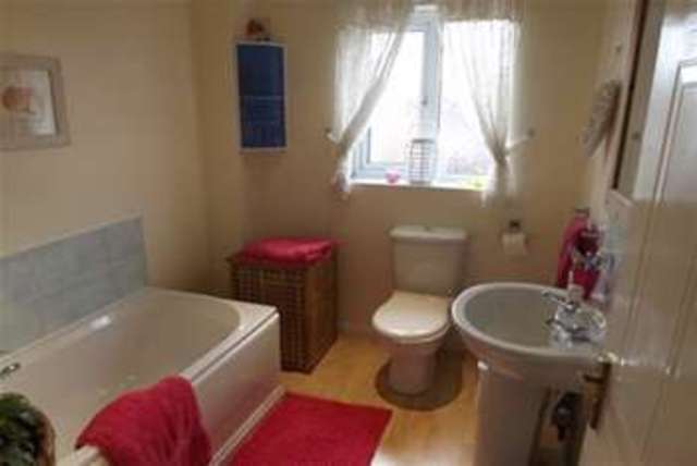  Image of 3 bedroom Detached house to rent in Raven Close Chorley PR7 at Chorley, PR7 2RE
