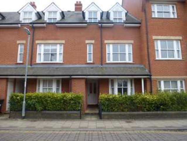  Image of 4 bedroom Detached house to rent in Ravensworth Gardens Cambridge CB1 at Cambridge, CB1 2XL