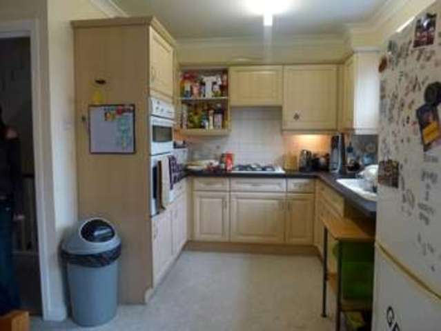  Image of 4 bedroom Detached house to rent in Ravensworth Gardens Cambridge CB1 at Cambridge, CB1 2XL