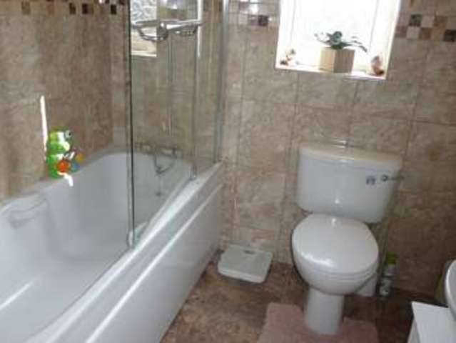  Image of 4 bedroom Detached house for sale in Tuscan Road Swindon SN25 at Tuscan Road Redhouse Swindon, SN25 2GP