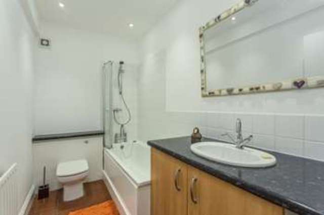  Image of 2 bedroom Flat for sale in Regency Square Brighton BN1 at Regency Square  Brighton, BN1 2FF