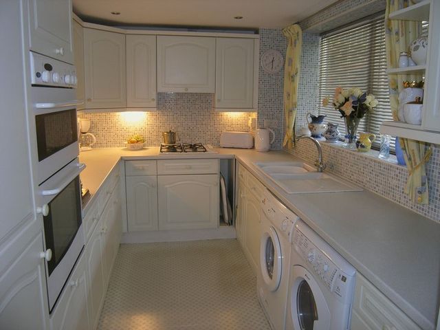  Image of 2 bedroom Flat for sale in Marlow Bridge Lane Marlow SL7 at Rivermead Court Marlow Bridge Lane Marlow, SL7 1SJ