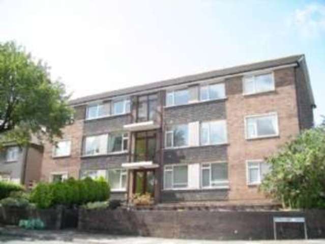  Image of 2 bedroom Flat to rent in Windermere Avenue Heath Cardiff CF23 at Windermere Avenue Roath Park Cardiff, CF23 5PS