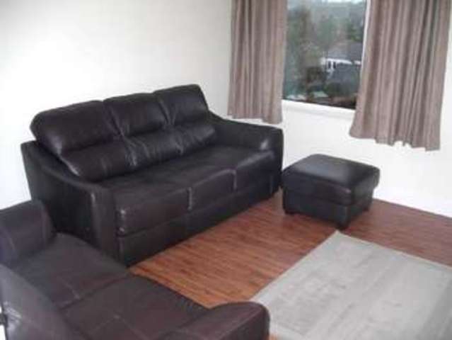  Image of 2 bedroom Flat to rent in Windermere Avenue Heath Cardiff CF23 at Windermere Avenue Roath Park Cardiff, CF23 5PS