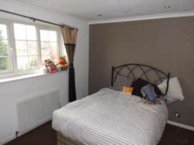  Image of 2 bedroom Terraced house for sale in Rochford Drive Luton LU2 at Luton Bedfordshire Stopsley, LU2 8SU