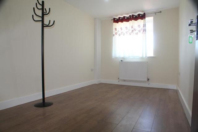 Image of 1 bedroom House Share to rent in Straight Road Romford RM3 at Romford  Harold Hill, RM3 8AD