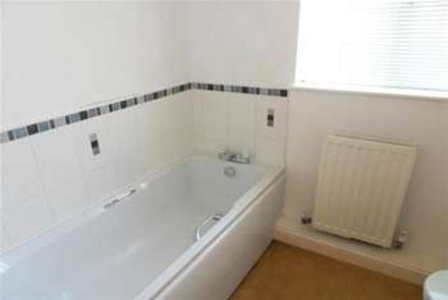  Image of 2 bedroom Flat to rent in Rosebury Drive Longbenton Newcastle upon Tyne NE12 at Newcastle upon Tyne, NE12 8RG