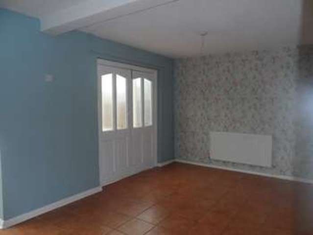 Image of 3 bedroom Terraced house to rent in Rosefield Road Smethwick B67 at Rosefield Road  Smethwick, B67 6DZ