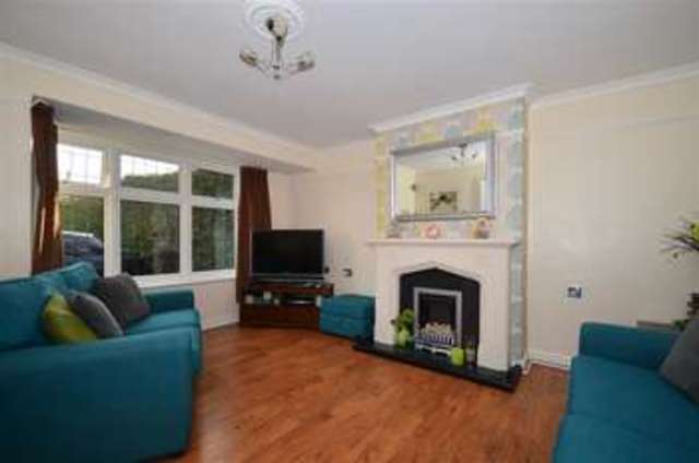  Image of 3 bedroom Semi-Detached house for sale in Rosemary Avenue Minster on Sea Sheerness ME12 at Halfway Sheerness Sheerness, ME12 3HX
