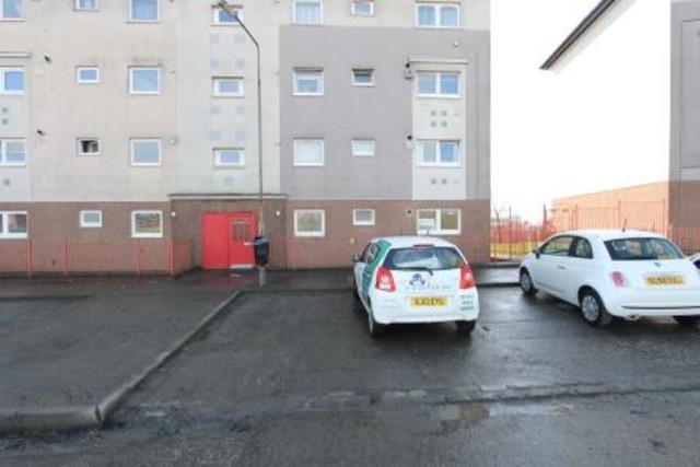  Image of 2 bedroom Flat to rent in Rosemount Street Glasgow G21 at Royston Glasgow Glasgow, G21 2JY