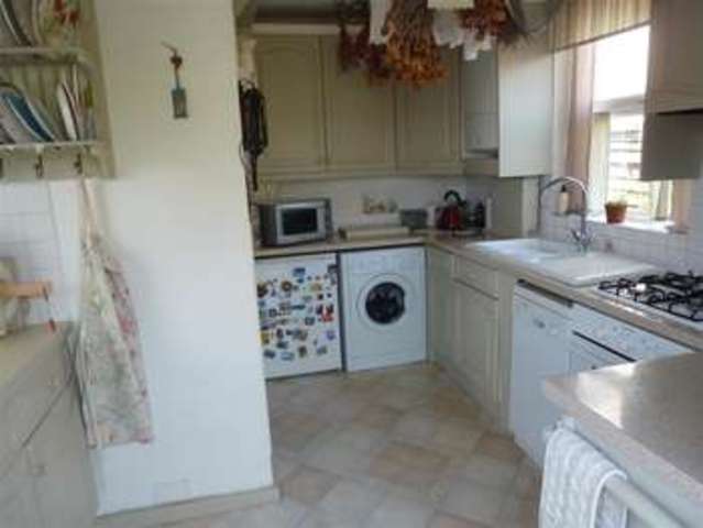  Image of 2 bedroom Bungalow for sale in Roundle Road Bognor Regis PO22 at Bognor Regis West Sussex Bognor Regis, PO22 8NL