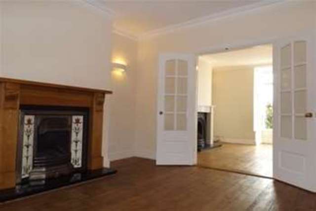  Image of 4 bedroom Terraced house to rent in Rowdens Road Wells BA5 at Wells, BA5 1TU