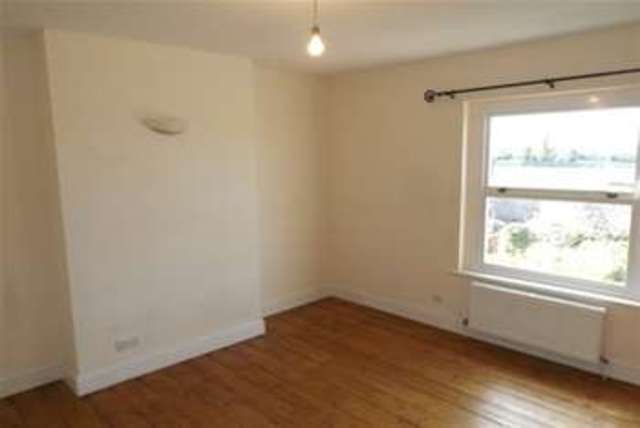  Image of 4 bedroom Terraced house to rent in Rowdens Road Wells BA5 at Wells, BA5 1TU