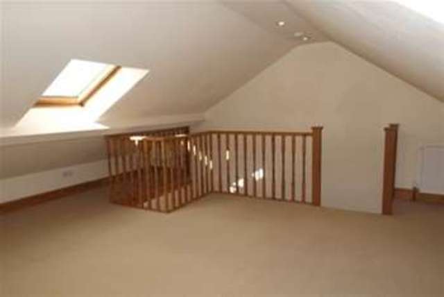  Image of 4 bedroom Terraced house to rent in Rowdens Road Wells BA5 at Wells, BA5 1TU
