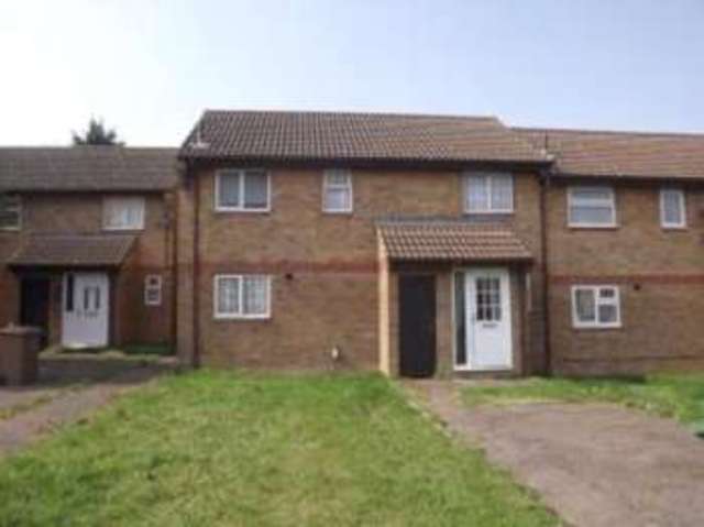  Image of 3 bedroom Semi-Detached house for sale in Runham Close Luton LU4 at Luton Bedfordshire Leagrave, LU4 0HA