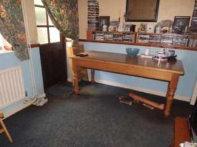  Image of 3 bedroom Semi-Detached house for sale in Runham Close Luton LU4 at Luton Bedfordshire Leagrave, LU4 0HA