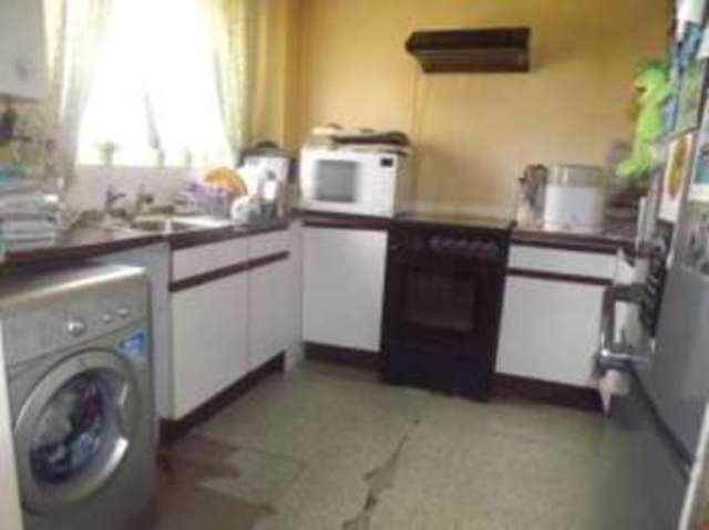  Image of 3 bedroom Semi-Detached house for sale in Runham Close Luton LU4 at Luton Bedfordshire Leagrave, LU4 0HA