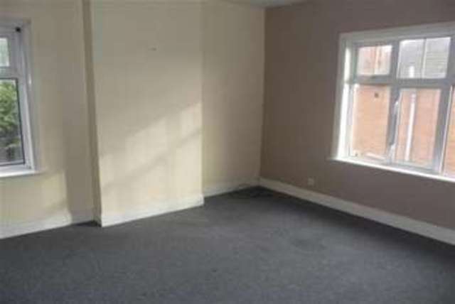  Image of 4 bedroom Detached house to rent in Wellingborough Road Rushden NN10 at Rushden, NN10 9YN