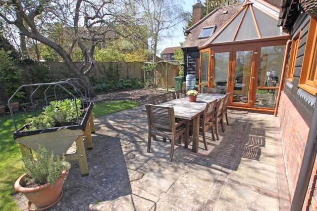  Image of 4 bedroom Detached house for sale in School Lane Harwell Didcot OX11 at School Lane Harwell Didcot, OX11 0ES