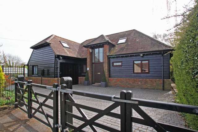  Image of 4 bedroom Detached house for sale in School Lane Harwell Didcot OX11 at School Lane Harwell Didcot, OX11 0ES