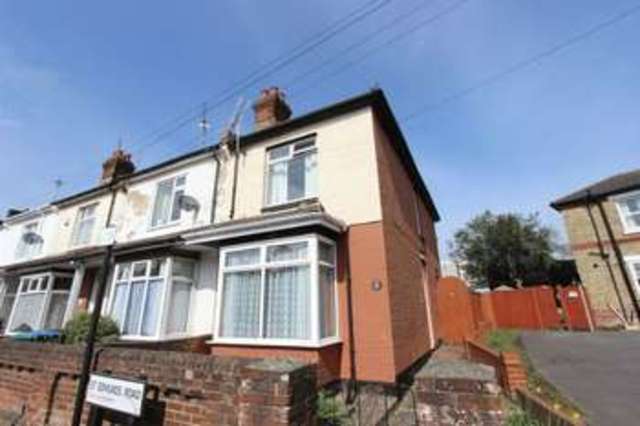  Image of 2 bedroom Terraced house for sale in St. Edmunds Road Southampton SO16 at St Edmunds Road Shirley Southampton, SO16 4RG