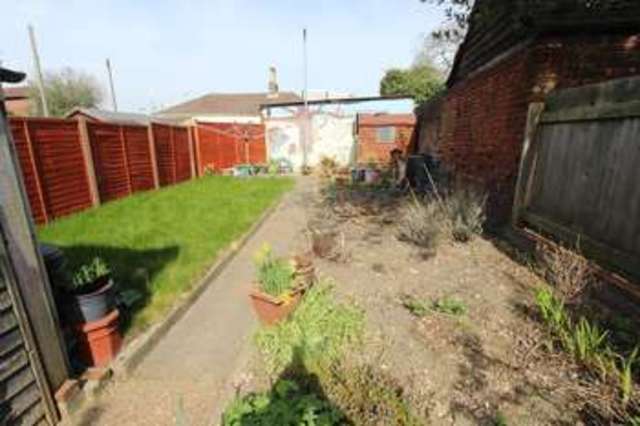  Image of 2 bedroom Terraced house for sale in St. Edmunds Road Southampton SO16 at St Edmunds Road Shirley Southampton, SO16 4RG