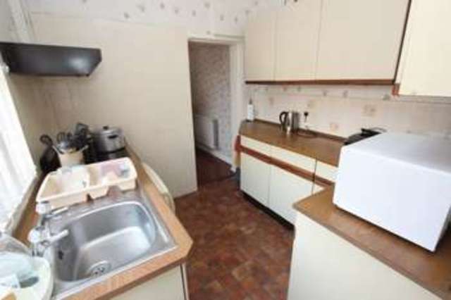  Image of 2 bedroom Terraced house for sale in St. Edmunds Road Southampton SO16 at St Edmunds Road Shirley Southampton, SO16 4RG