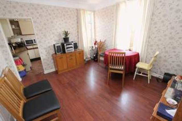  Image of 2 bedroom Terraced house for sale in St. Edmunds Road Southampton SO16 at St Edmunds Road Shirley Southampton, SO16 4RG
