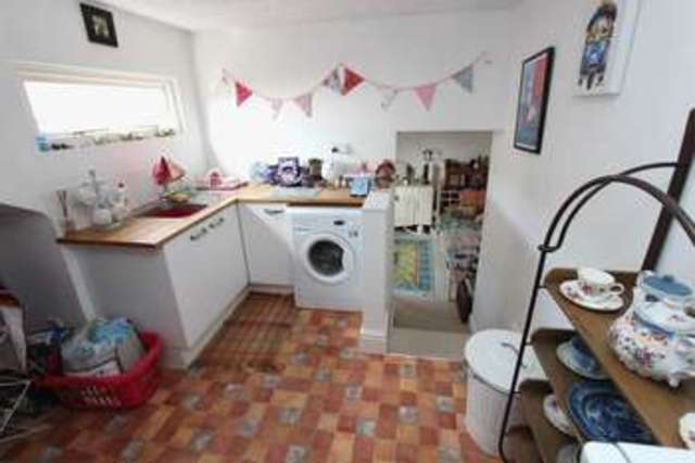  Image of 1 bedroom Flat for sale in Landguard Road Shirley Southampton SO15 at Landguard Road Shirley Southampton, SO15 5DJ