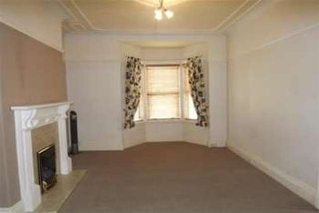  Image of 2 bedroom Flat to rent in Shrewsbury Terrace South Shields NE33 at South Shields, NE33 4LF