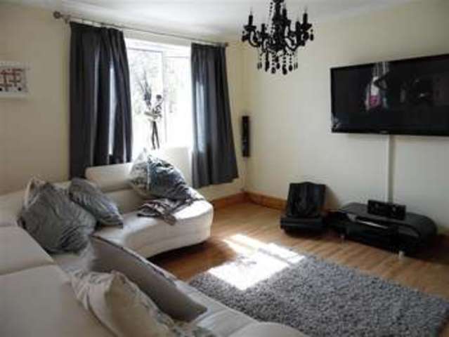  Image of 3 bedroom Semi-Detached house for sale in Shrubcote Tenterden TN30 at Tenterden Kent Tenterden, TN30 7BP