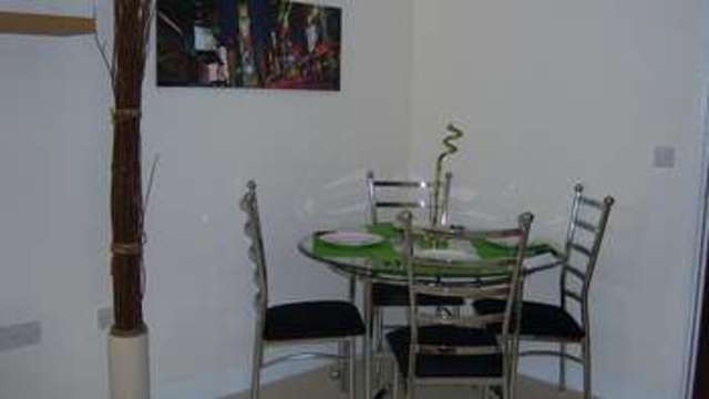  Image of 1 bedroom Flat to rent in Siloam Place Ipswich IP3 at Ipswich, IP3 0FE