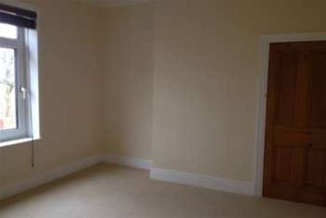  Image of 2 bedroom Terraced house to rent in South Bank Avenue York YO23 at York, YO23 1DP