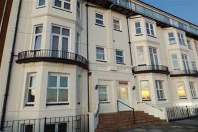  Image of 1 bedroom Flat to rent in South Parade Southsea PO4 at Southsea, PO4 0TR