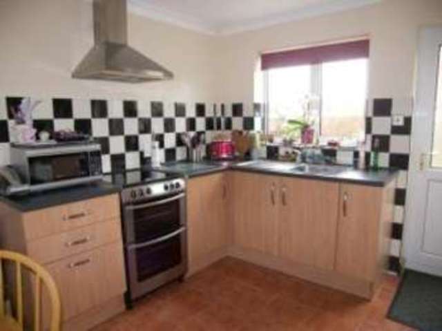  Image of 2 bedroom Bungalow for sale in Burghley Road South Wootton King