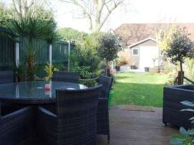  Image of 3 bedroom Terraced house for sale in Ennismore Gardens Southend-on-Sea SS2 at Southend-on-Sea Southend-On-Sea Prittlewell, SS2 5RA